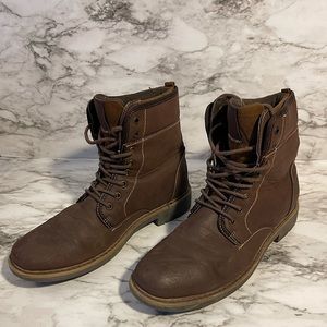 Men’s Madden Size 9 Brown Boots